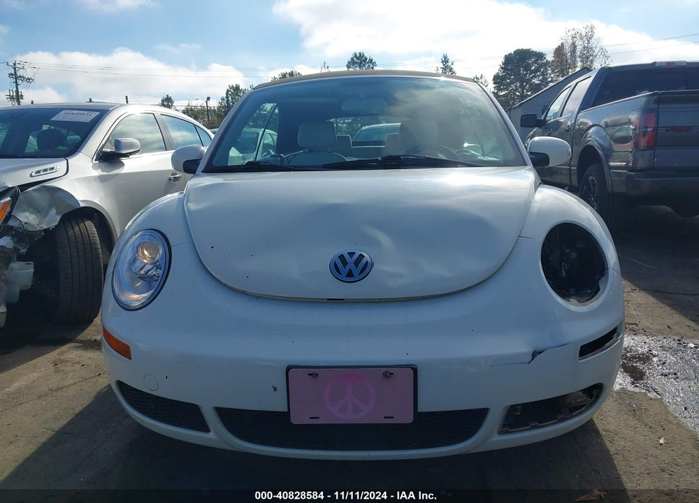 2007 VOLKSWAGEN NEW BEETLE TRIPLE WHITE VIN: 3VWFF31Y87M411696