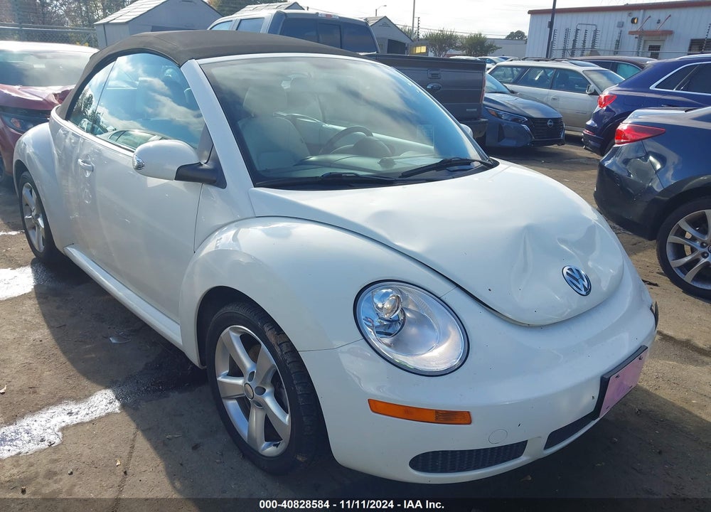 2007 VOLKSWAGEN NEW BEETLE TRIPLE WHITE VIN: 3VWFF31Y87M411696