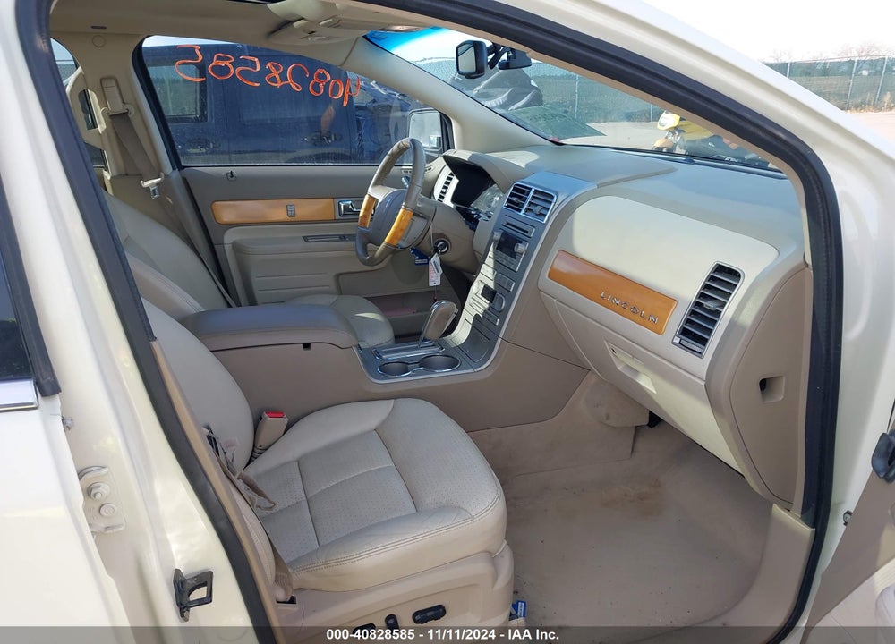 2007 LINCOLN MKX VIN: 2LMDU88C07BJ19856