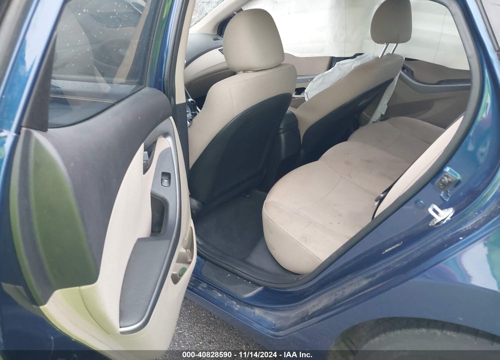 2016 HYUNDAI ELANTRA SE VIN: 5NPDH4AE2GH773321