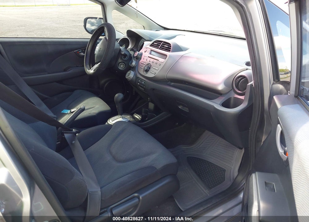 2009 HONDA FIT SPORT VIN: JHMGE88429S018280