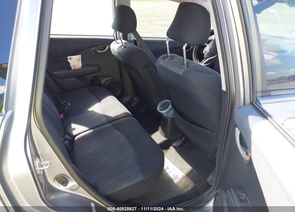 2009 HONDA FIT SPORT VIN: JHMGE88429S018280