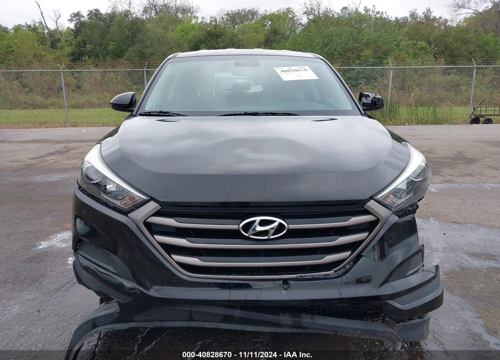 2016 HYUNDAI TUCSON SE VIN: KM8J23A40GU204927
