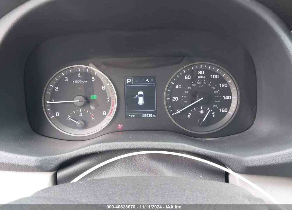 2016 HYUNDAI TUCSON SE VIN: KM8J23A40GU204927