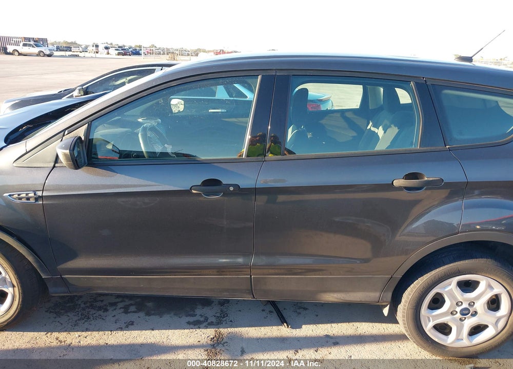 2019 FORD ESCAPE S VIN: 1FMCU0F73KUA62909