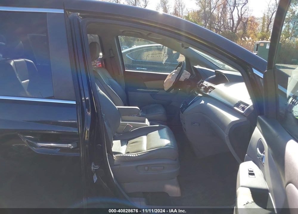 2015 HONDA ODYSSEY VIN: 5FNRL5H67FB031101