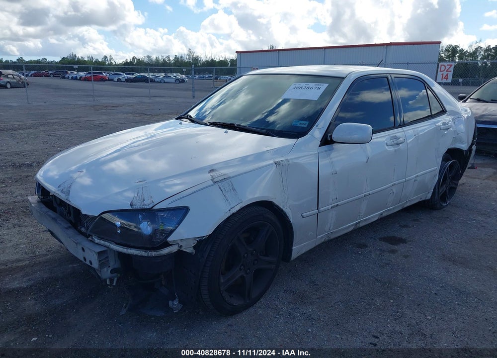 2001 LEXUS IS 300 VIN: JTHBD182010028745