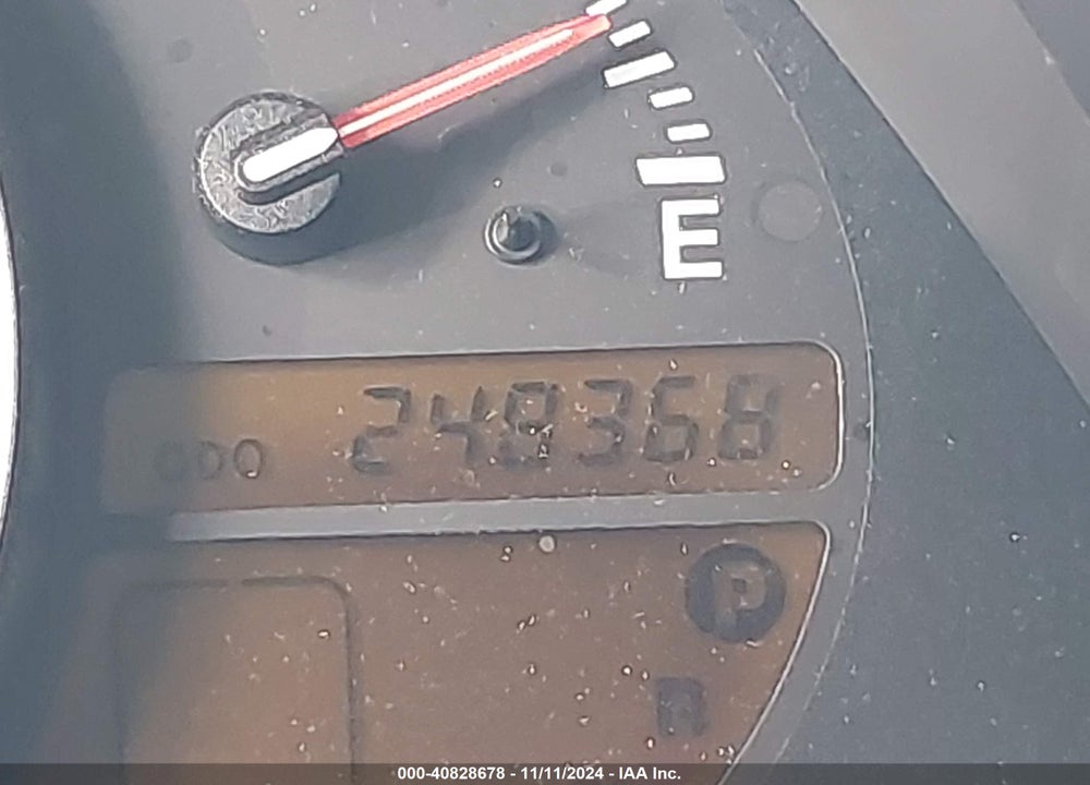 2001 LEXUS IS 300 VIN: JTHBD182010028745