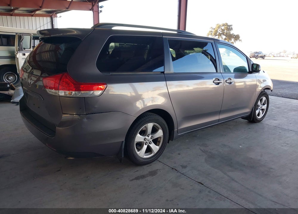2011 TOYOTA SIENNA LE V6 VIN: 5TDKK3DC6BS042276