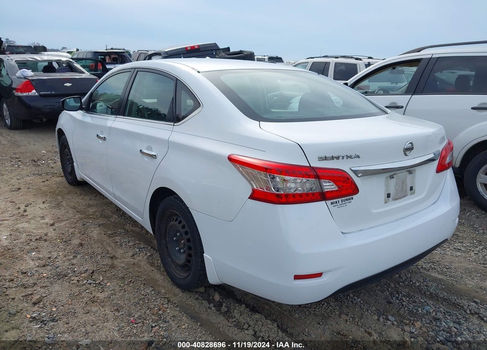 2015 NISSAN SENTRA S VIN: 3N1AB7AP0FY379361