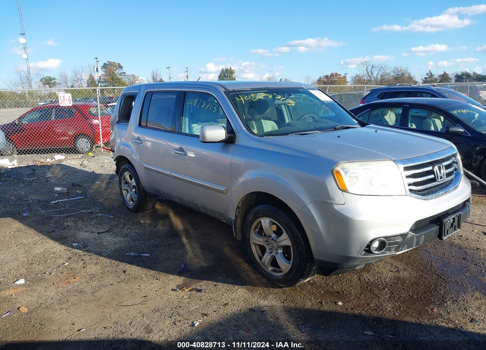 2015 HONDA PILOT EX VIN: 5FNYF4H46FB035488