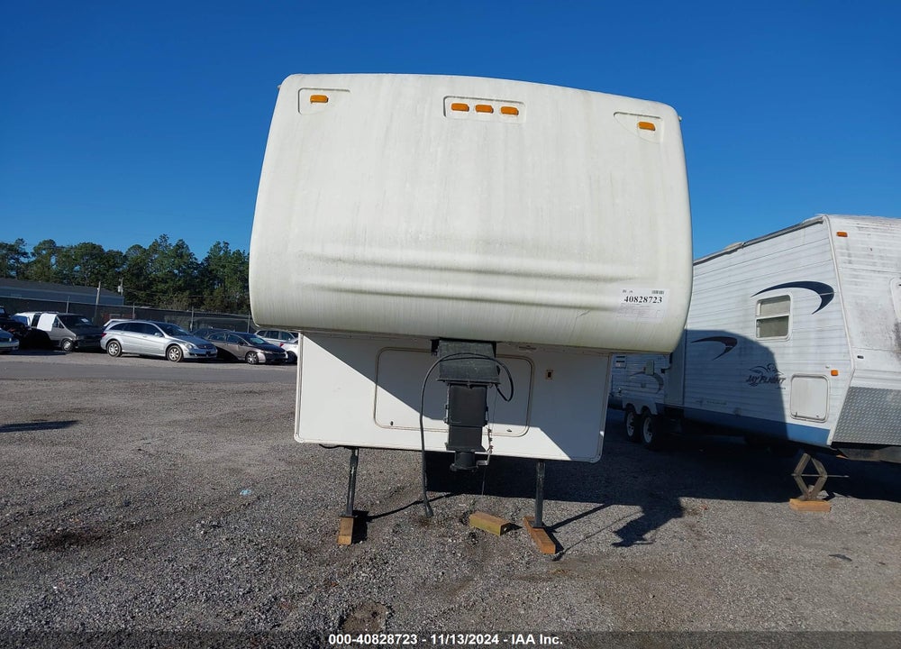 2006 FRONTIER ASPEN F3200S VIN: 1F9GA36266F309583