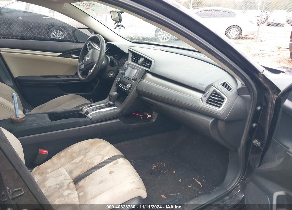 2018 HONDA CIVIC LX VIN: 2HGFC2F52JH553506