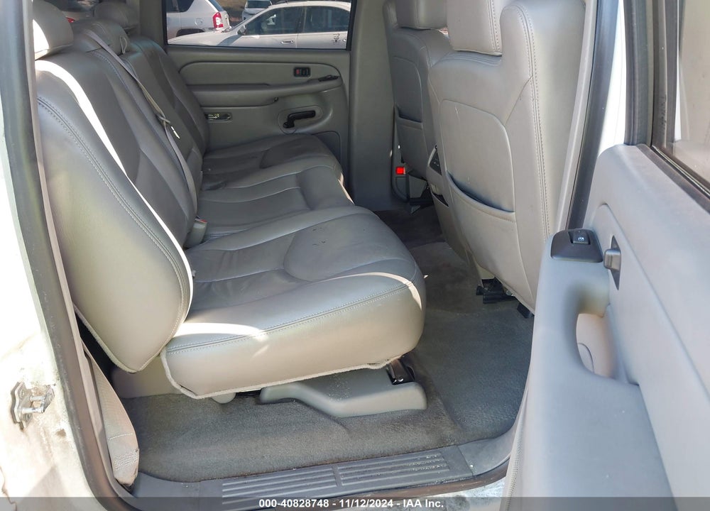 2006 GMC SIERRA 1500 SLT VIN: 2GTEK13T761140992