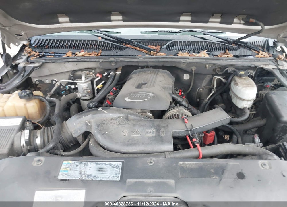 2005 CHEVROLET TAHOE LT VIN: 1GNEC13T85J179762