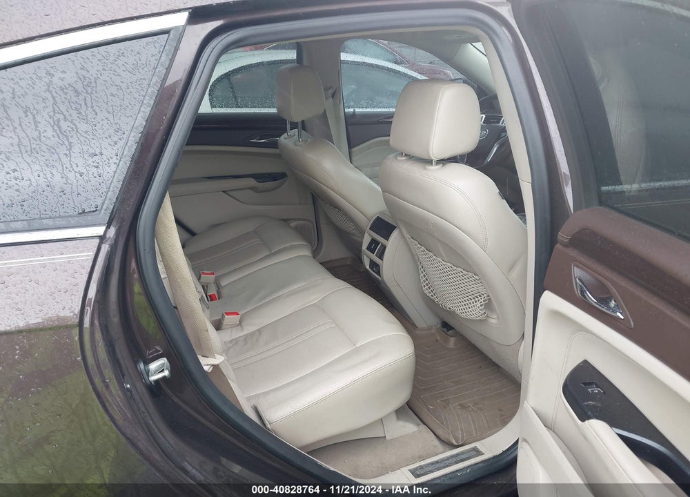 2016 CADILLAC SRX LUXURY COLLECTION VIN: 3GYFNEE38GS517636