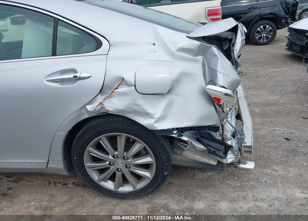 2011 LEXUS ES 350 VIN: JTHBK1EG5B2452918