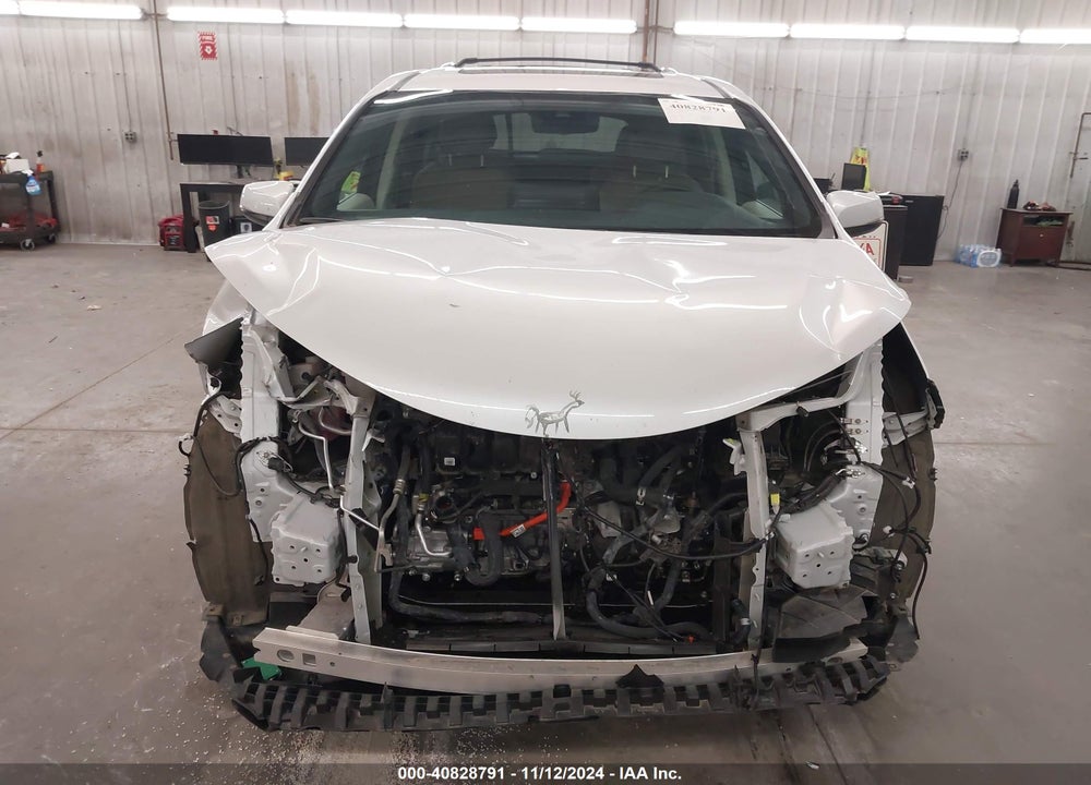 2024 TOYOTA SIENNA VIN: 5TDZSKFC0RS110247