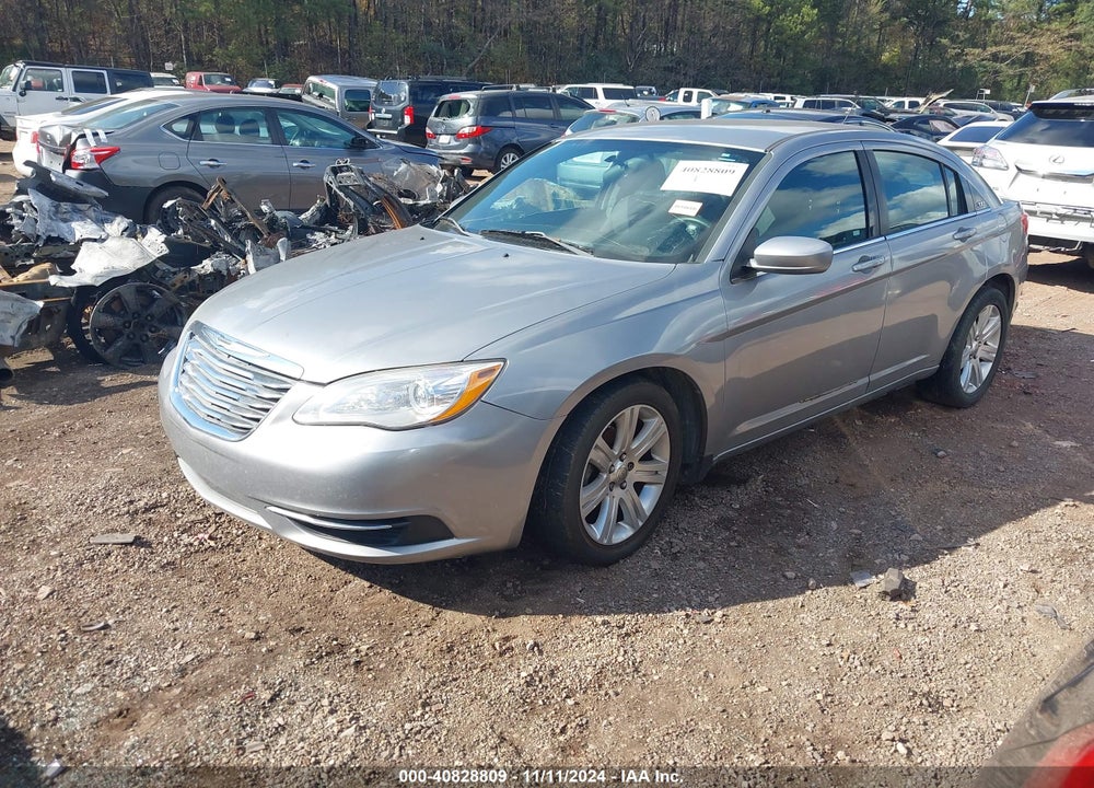 2013 CHRYSLER 200 LX VIN: 1C3CCBAB7DN698040
