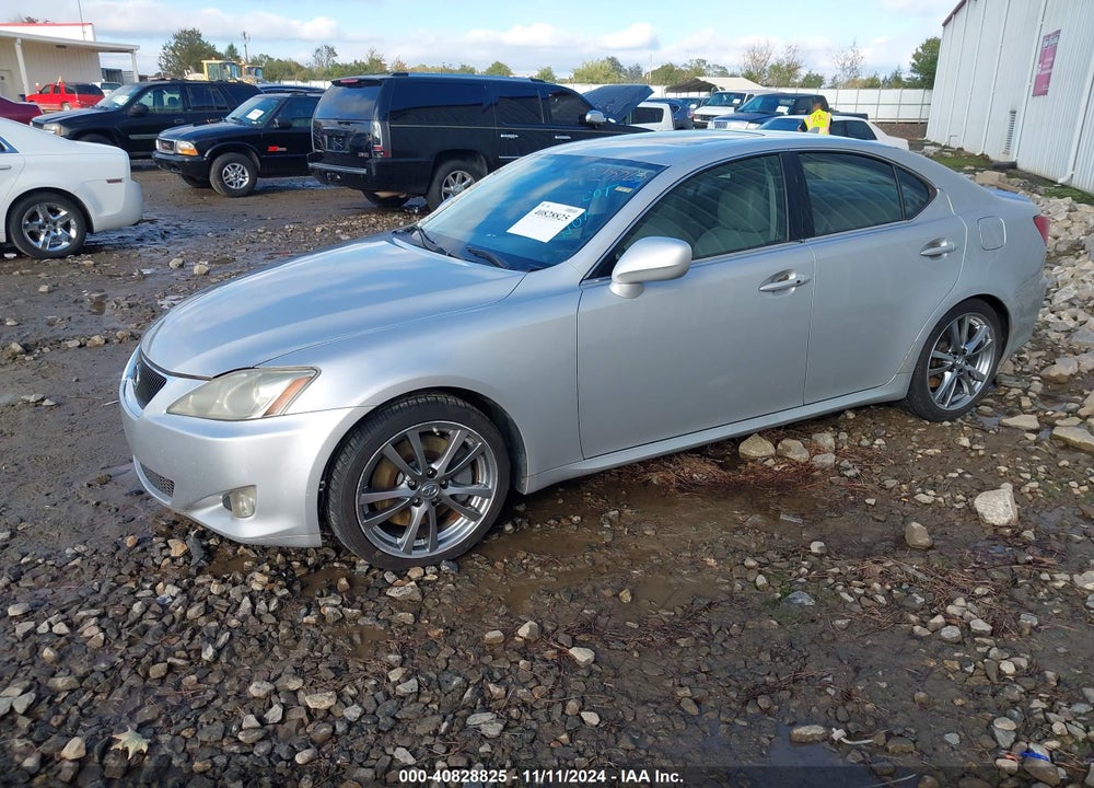 2008 LEXUS IS 350 VIN: JTHBE262485018383
