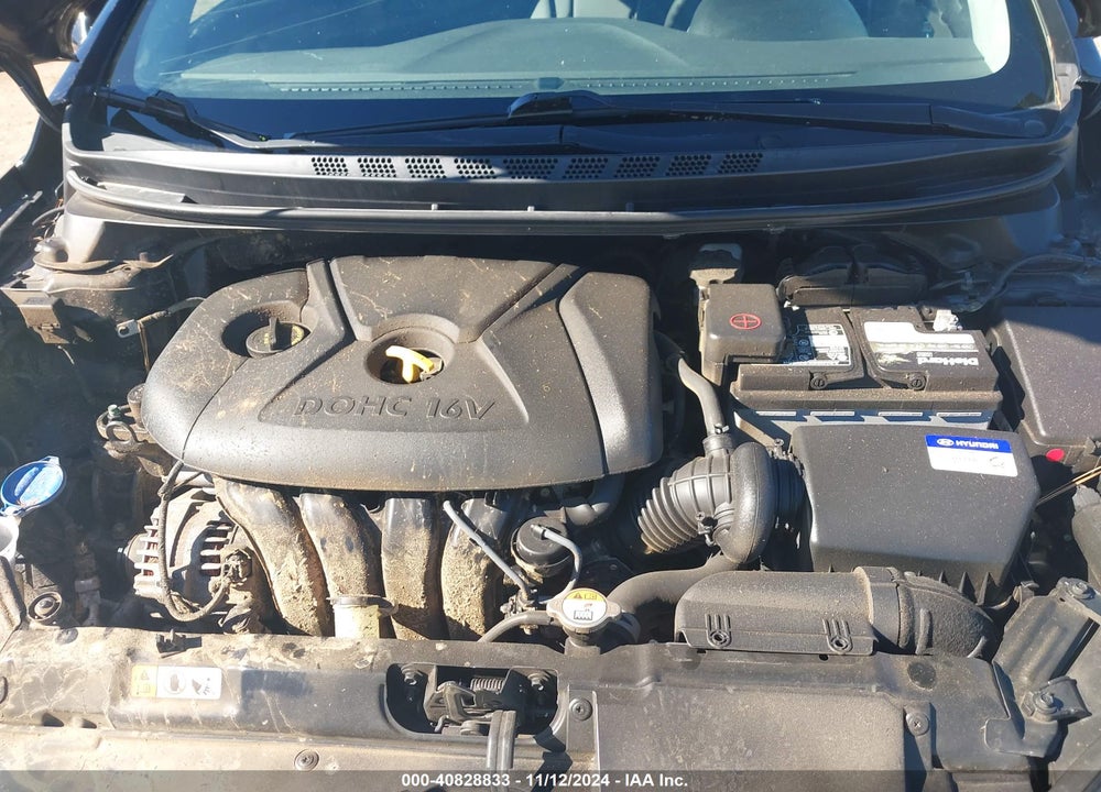 2015 HYUNDAI ELANTRA VIN: KMHDH4AE0FU352679