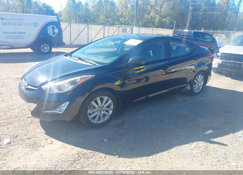 2015 HYUNDAI ELANTRA VIN: KMHDH4AE0FU352679