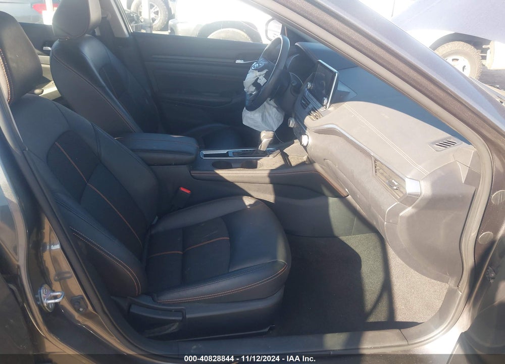 2022 NISSAN ALTIMA SR FWD VIN: 1N4BL4CVXNN300000
