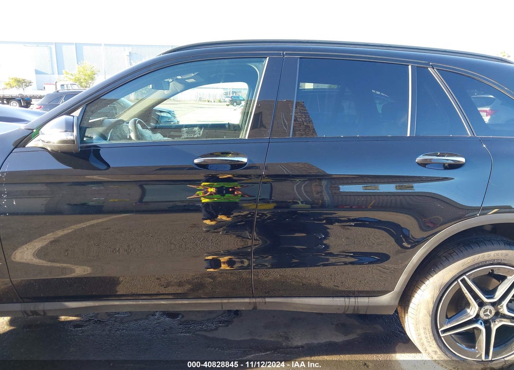 2022 MERCEDES-BENZ GLC 300 4MATIC SUV VIN: W1N0G8EB2NG074726
