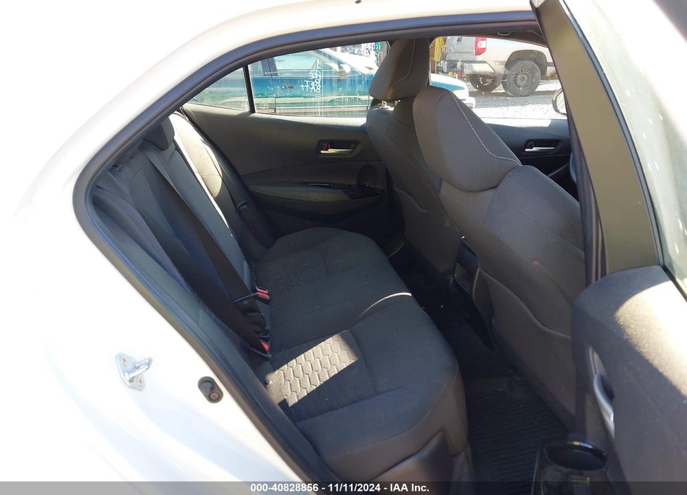 2022 TOYOTA COROLLA SE VIN: JTND4MBE9N3176570