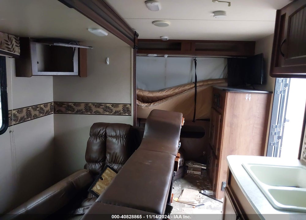 2015 JAYCO OTHER VIN: 1UJBJHBL0F1JU0113