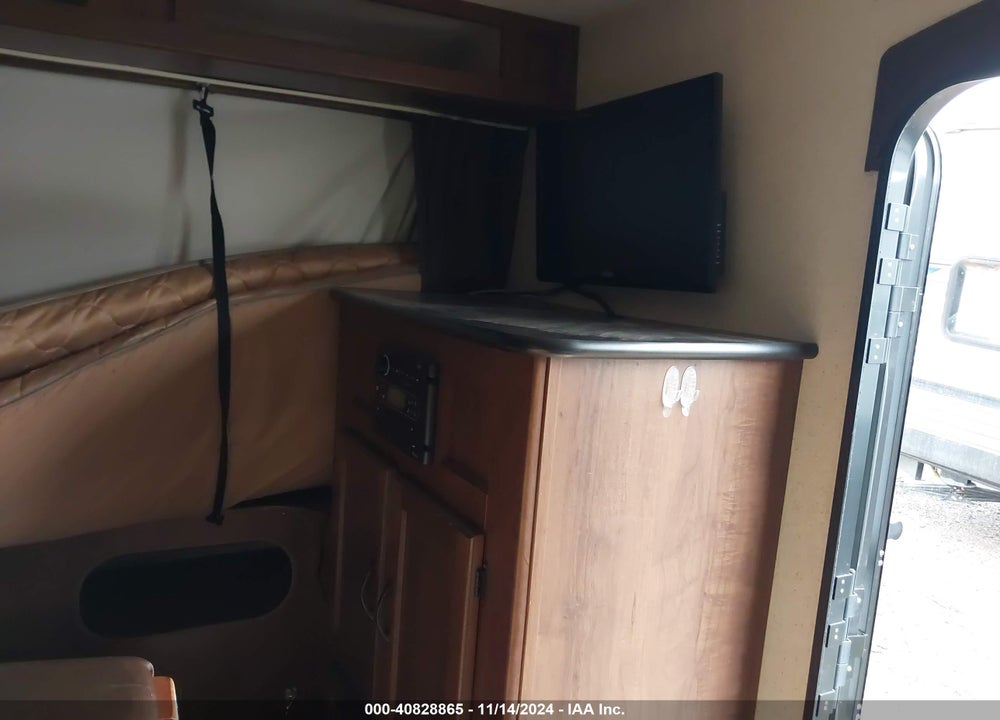 2015 JAYCO OTHER VIN: 1UJBJHBL0F1JU0113