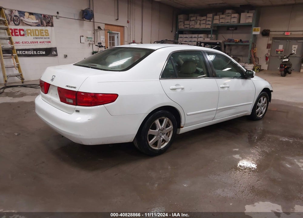 2005 HONDA ACCORD 3.0 EX VIN: 1HGCM66525A063370