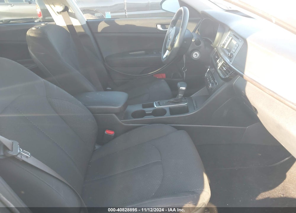2016 KIA OPTIMA LX VIN: KNAGT4L39G5088110