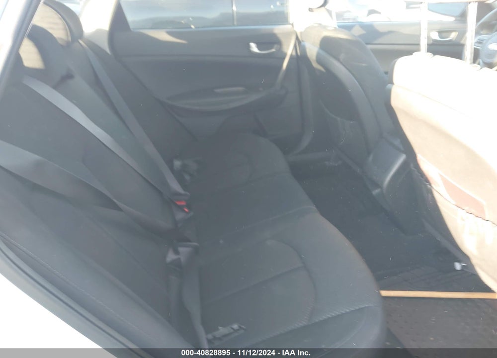 2016 KIA OPTIMA LX VIN: KNAGT4L39G5088110