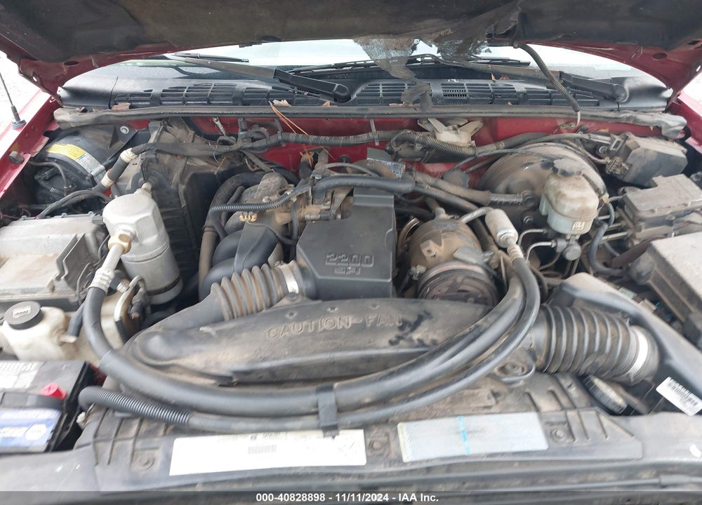 2002 CHEVROLET S-10 LS VIN: 1GCCS145128114046