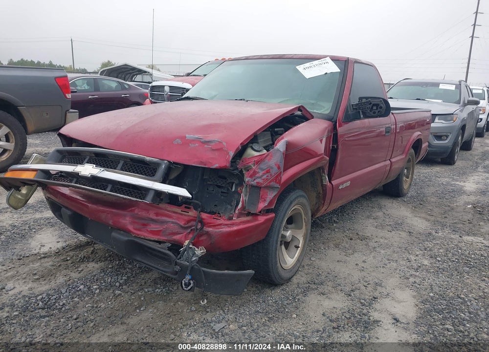 2002 CHEVROLET S-10 LS VIN: 1GCCS145128114046