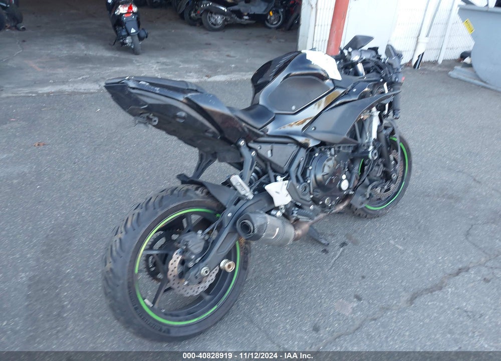 2019 KAWASAKI EX650 F VIN: JKAEXEK17KDA31825