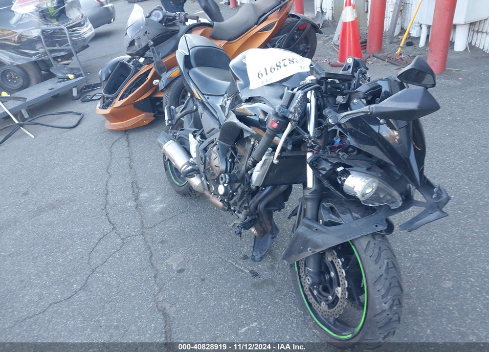 2019 KAWASAKI EX650 F VIN: JKAEXEK17KDA31825