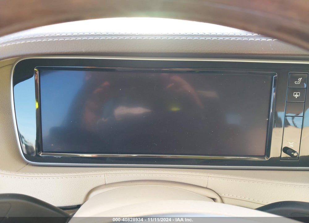 2014 MERCEDES-BENZ S 550 VIN: WDDUG8CB9EA050038
