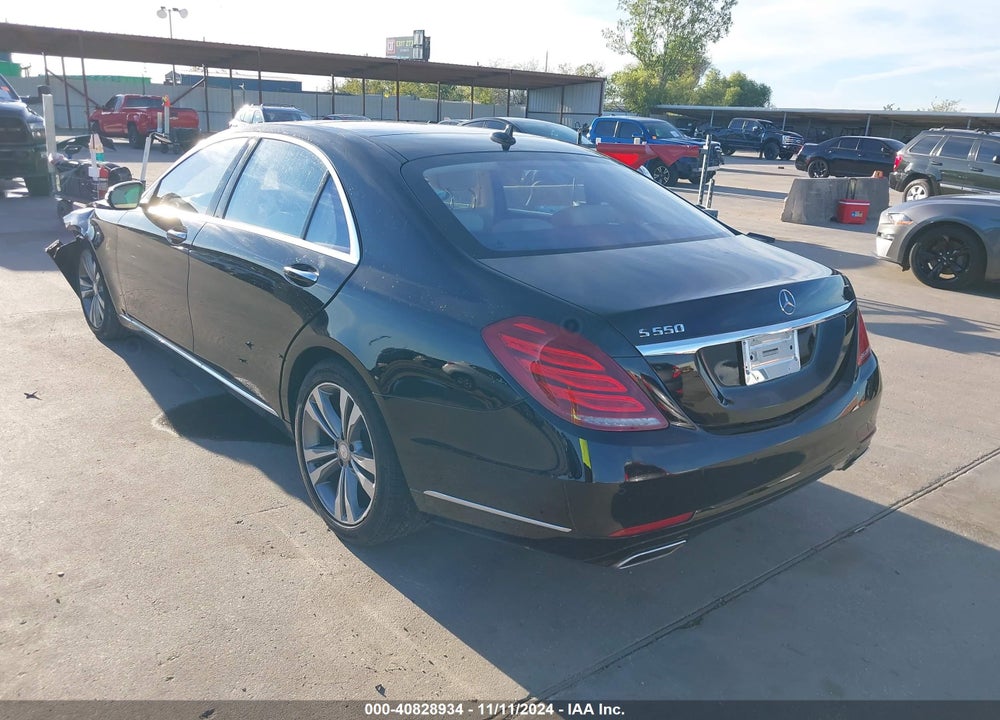 2014 MERCEDES-BENZ S 550 VIN: WDDUG8CB9EA050038