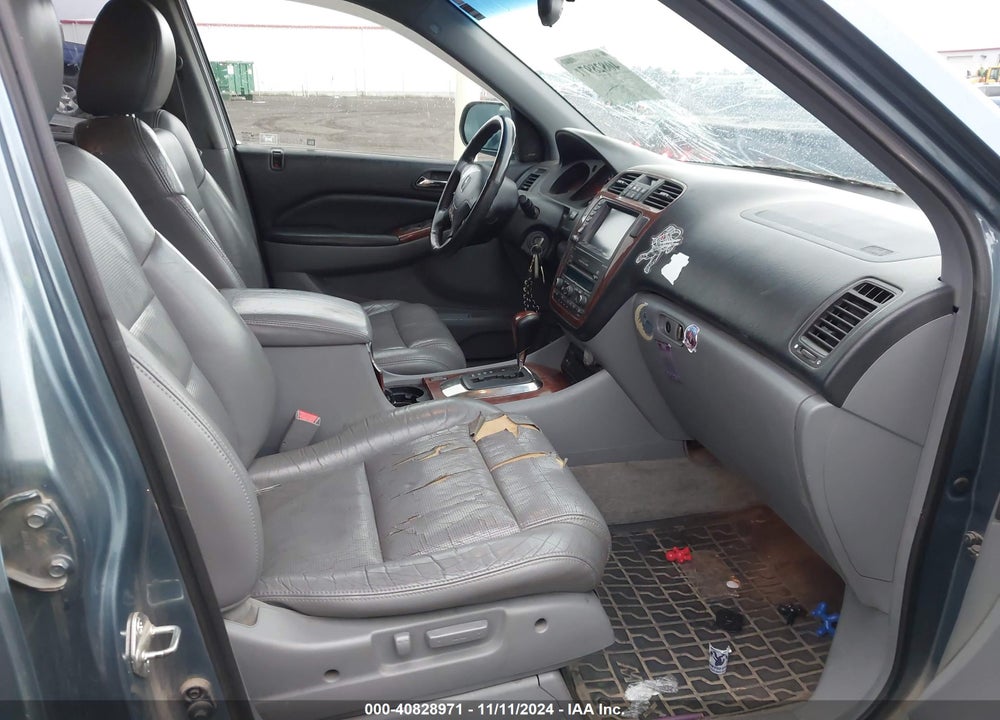 2005 ACURA MDX VIN: 2HNYD18935H520187