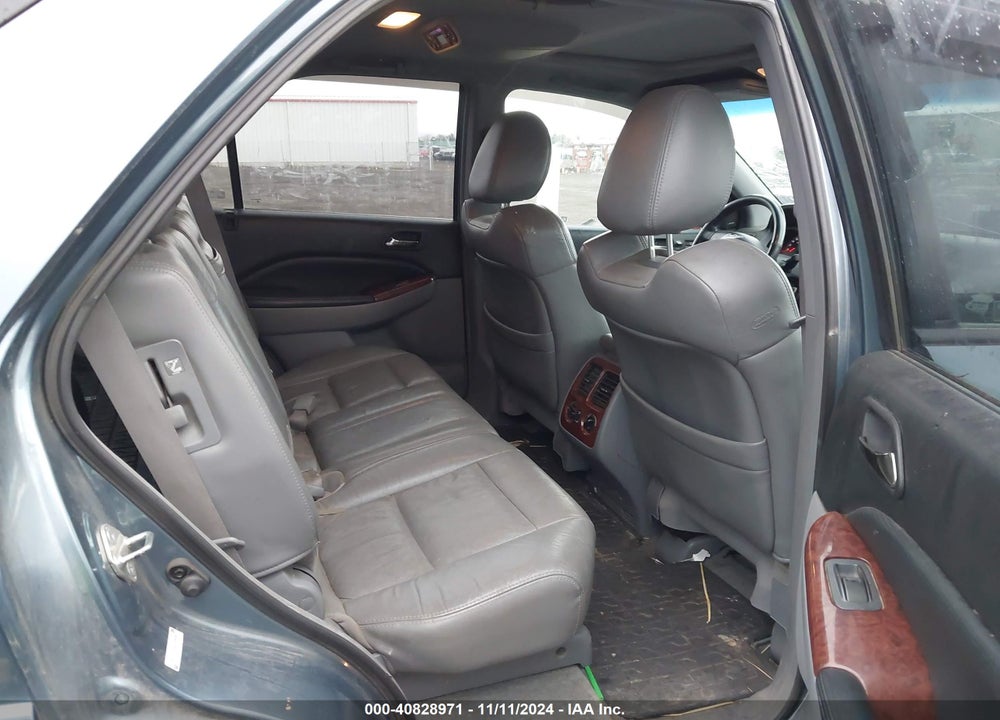 2005 ACURA MDX VIN: 2HNYD18935H520187