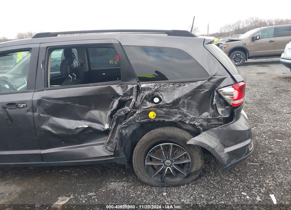 2018 DODGE JOURNEY SXT VIN: 3C4PDCBG9JT525626