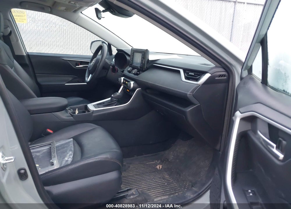 2020 TOYOTA RAV4 XLE PREMIUM VIN: 2T3A1RFV5LC068854