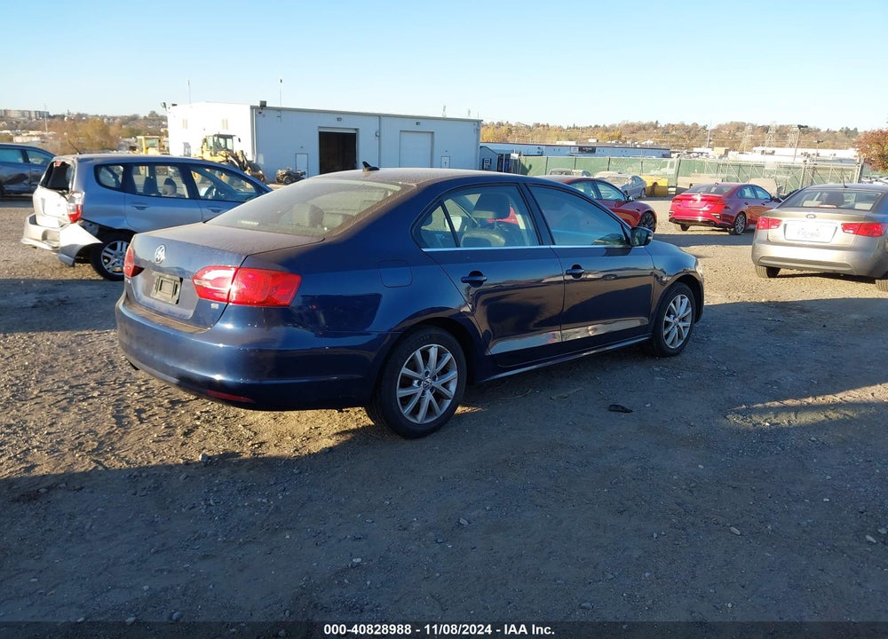 2014 VOLKSWAGEN JETTA VIN: 3VWD17AJ2EM328715