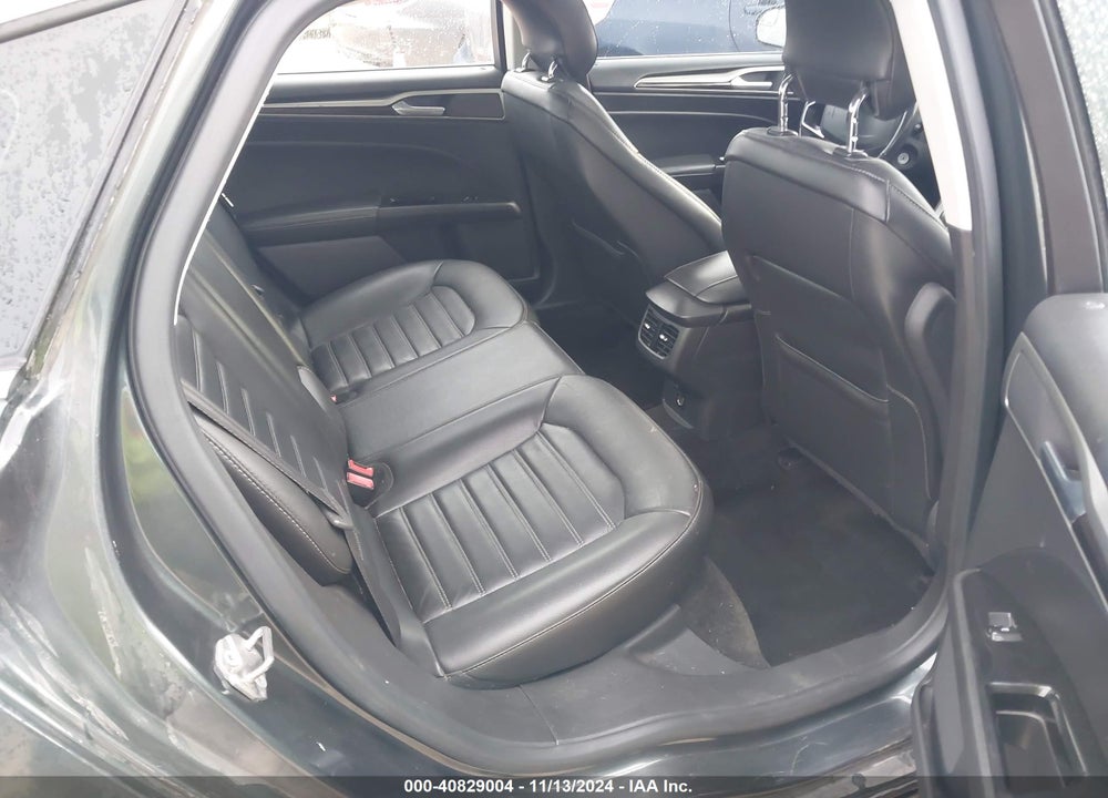 2015 FORD FUSION SE VIN: 3FA6P0HD4FR152827