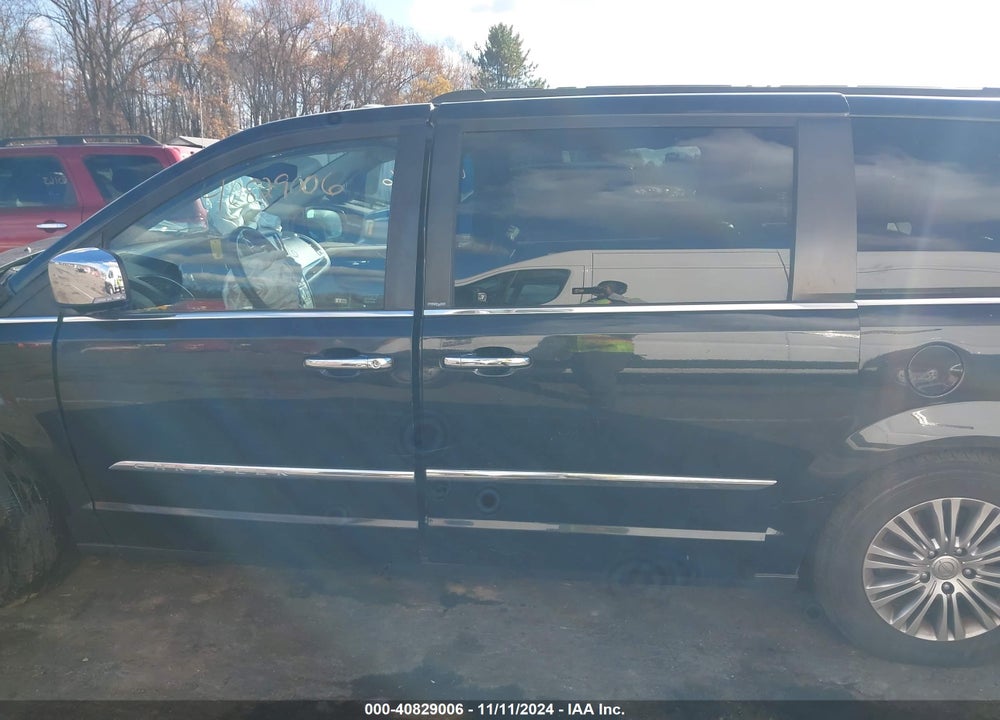 2014 CHRYSLER TOWN & COUNTRY TOURING-L VIN: 2C4RC1CG8ER199924