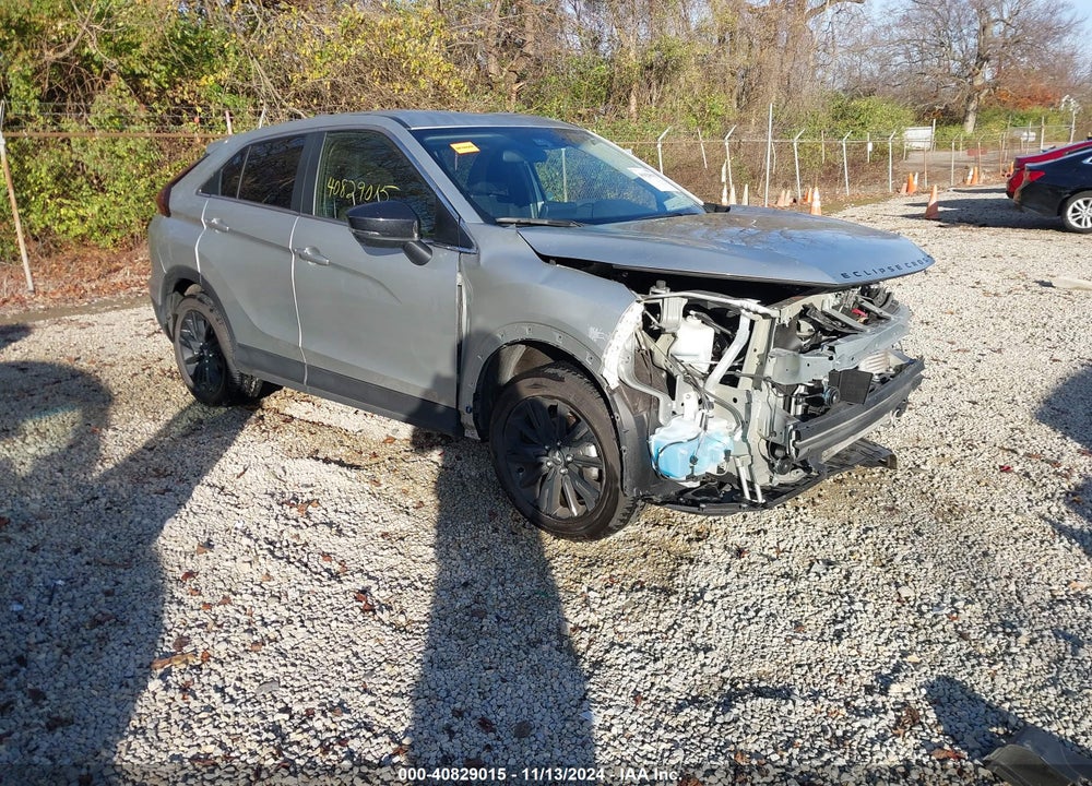 2024 MITSUBISHI ECLIPSE CROSS LE VIN: JA4ATVAA9RZ014028