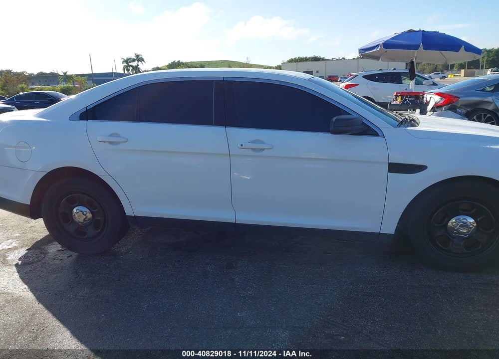 2013 FORD POLICE INTERCEPTOR VIN: 1FAHP2M84DG139223