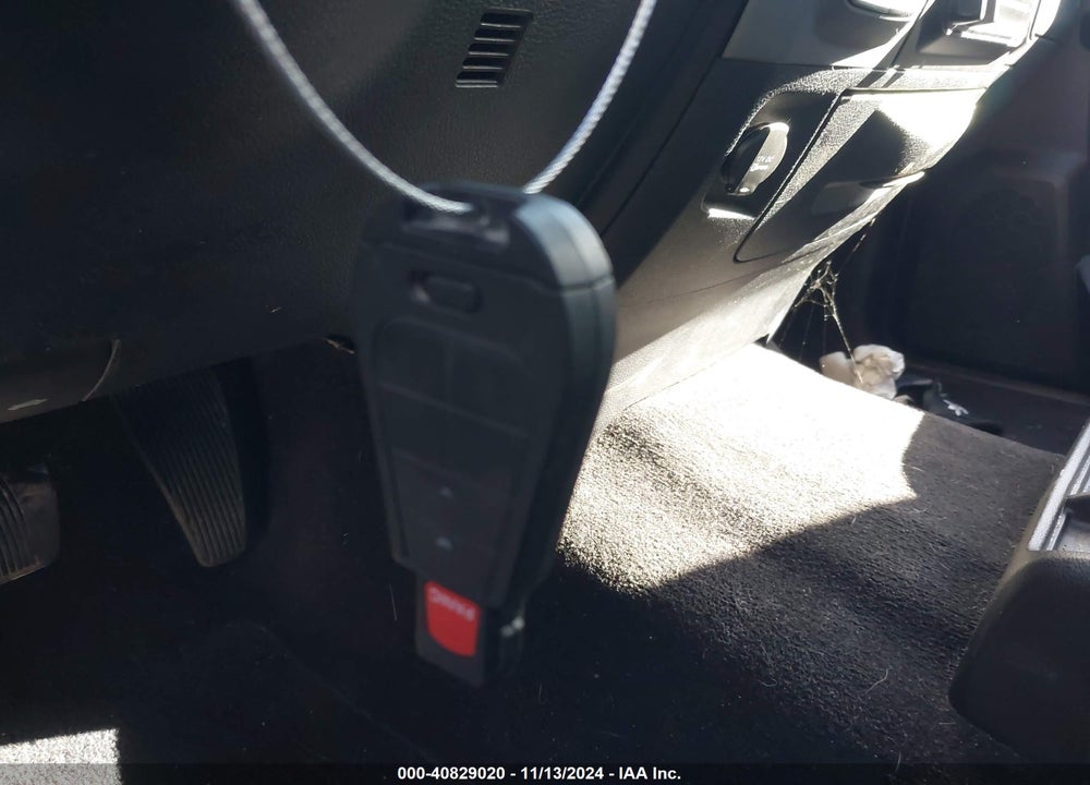 2014 RAM 1500 EXPRESS VIN: 1C6RR7KTXES447435